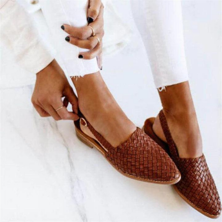 Evi - Artisan Crafted Classic Sandals