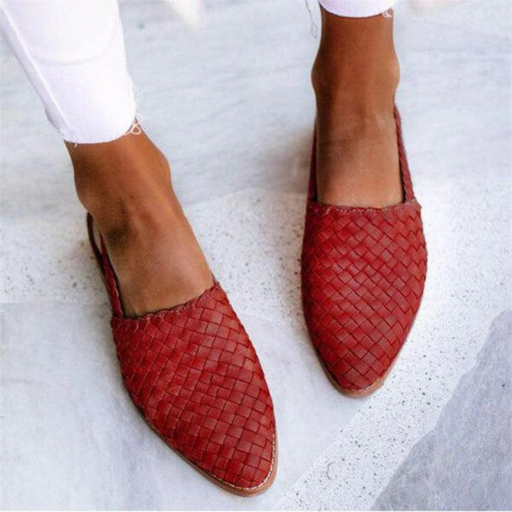 Evi - Artisan Crafted Classic Sandals