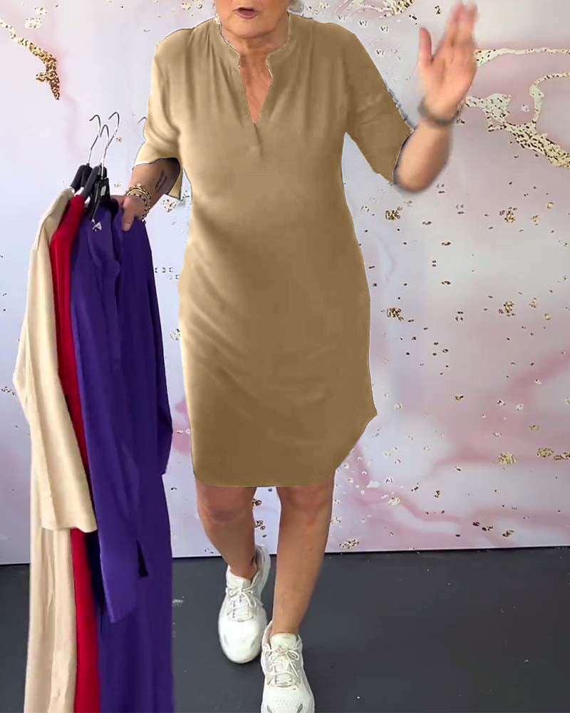 Sophia™ - Cozy Everyday Dress with Classic V-neck