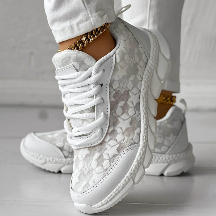 LunaWalk™ – Breathable Orthopedic Sneakers for All-Day Comfort