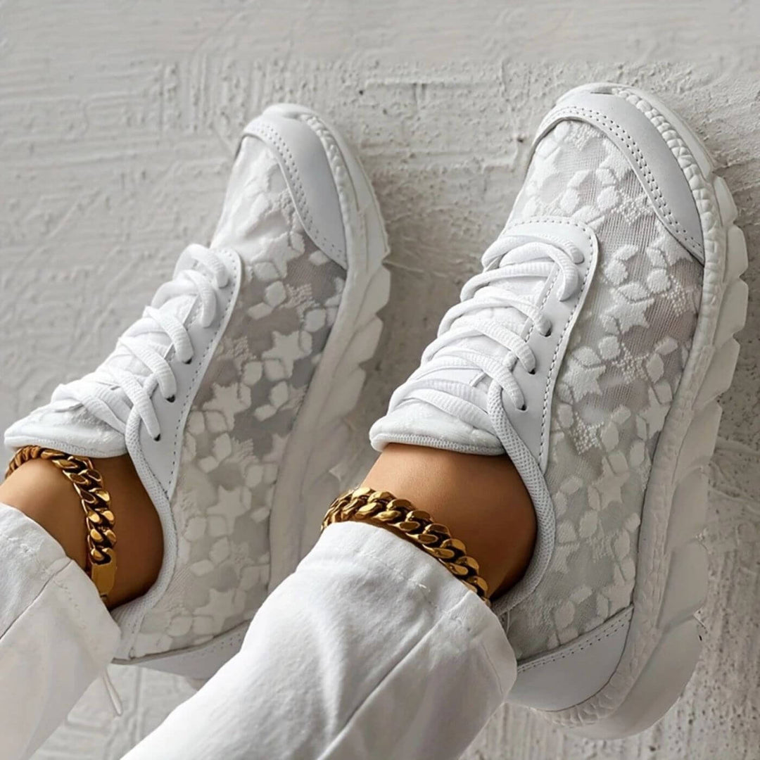 LunaWalk™ – Breathable Orthopedic Sneakers for All-Day Comfort