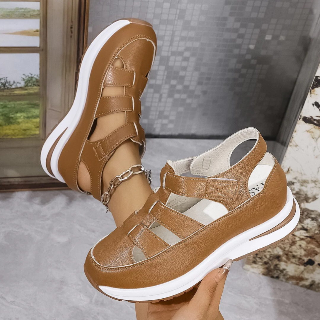 Everly Steps™ Ergonomic Comfort Sandals
