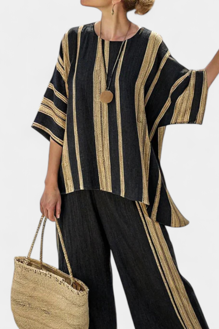Daisy Oversized Set with Vertical Stripes and Loose Silhouette