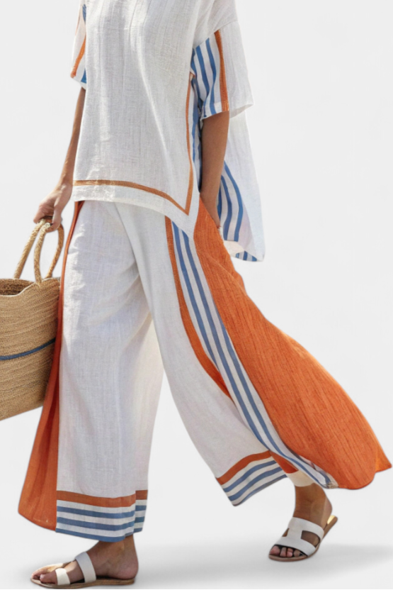 Daisy Ethnic Set with Vertical Stripes and Wide Silhouette