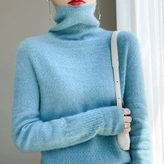 Quinn - Soft Premium Turtleneck Sweater