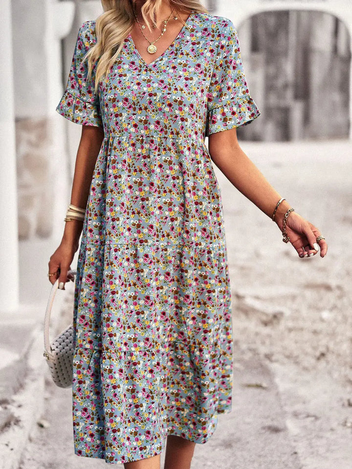 Layla™ – Chic V-Neck Floral Dress