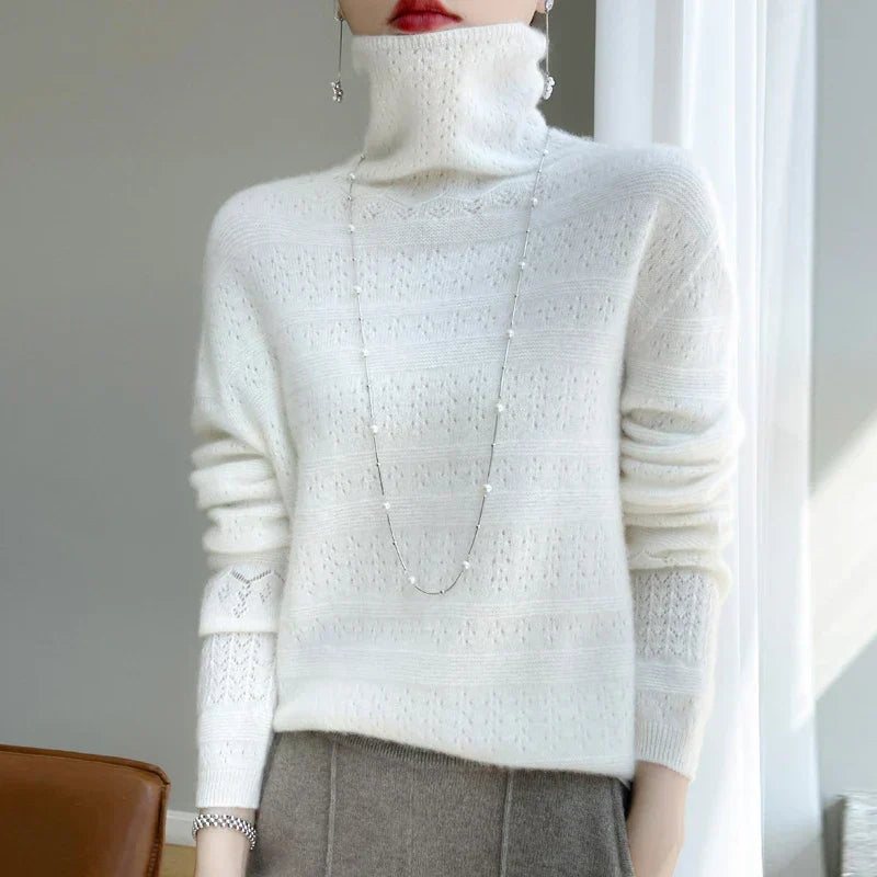 Quinn - Soft Premium Turtleneck Sweater