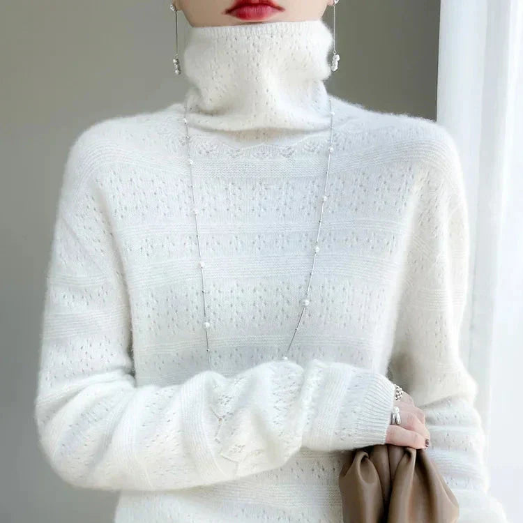 Quinn - Soft Premium Turtleneck Sweater